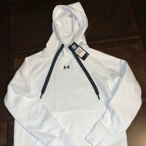 ❌Sold❌NWT Woman’s Under Armor Hoodie